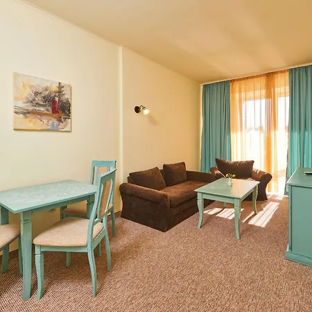 帕莫瑞费斯塔度假酒店 酒店