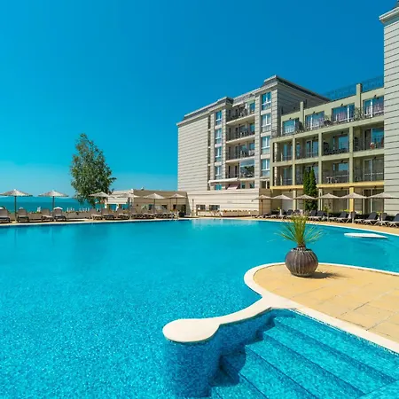 帕莫瑞费斯塔度假酒店 4* 帕莫瑞