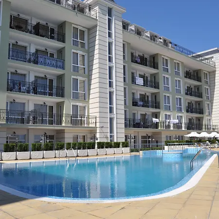 帕莫瑞费斯塔度假酒店