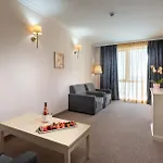 Festa Hotel 4*